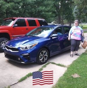 Meet your Posher, Polly